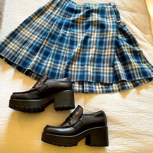 90s Style Heeled Penny Loafers